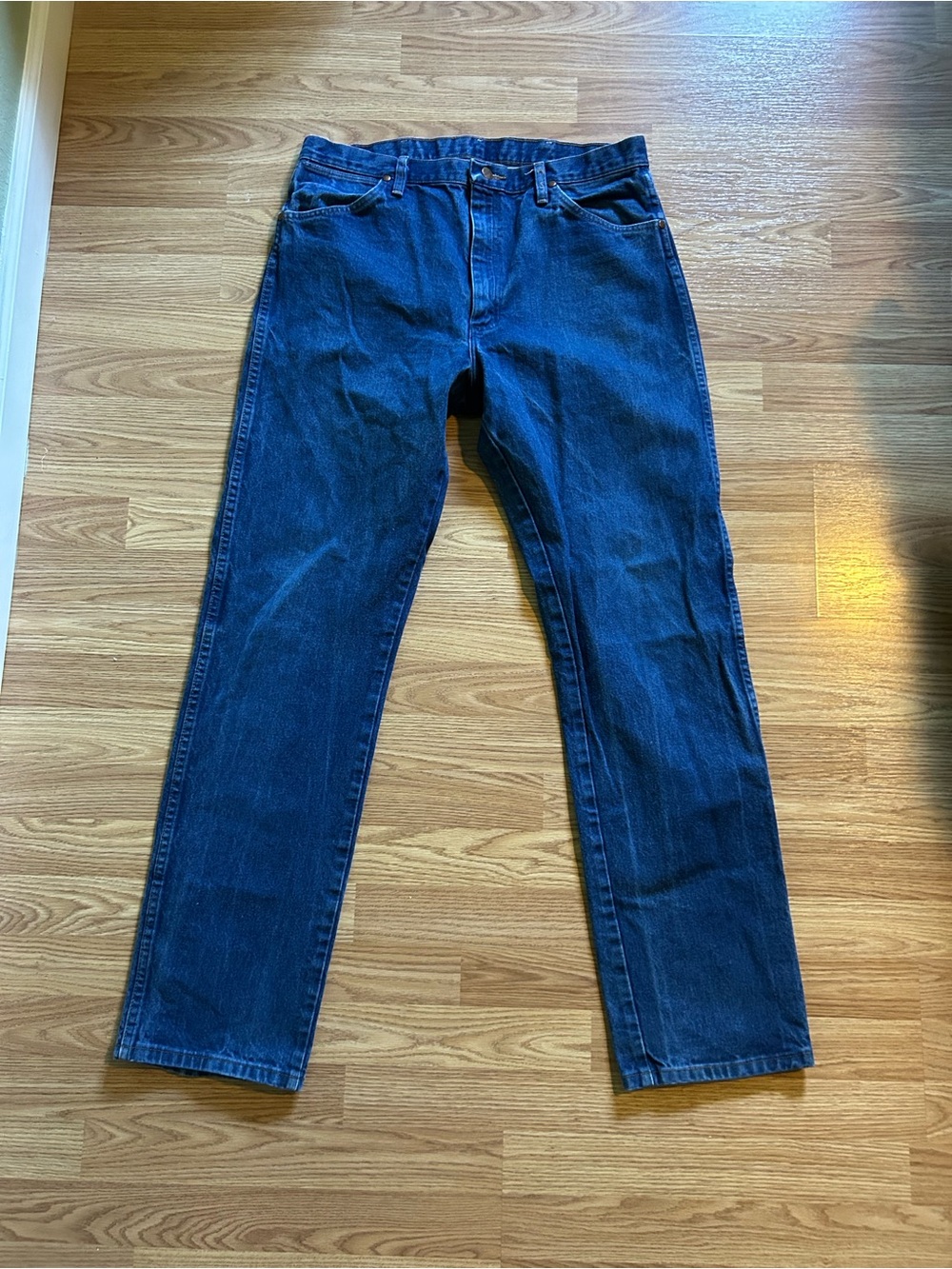 Men's Wrangler Classic Blue Jeans